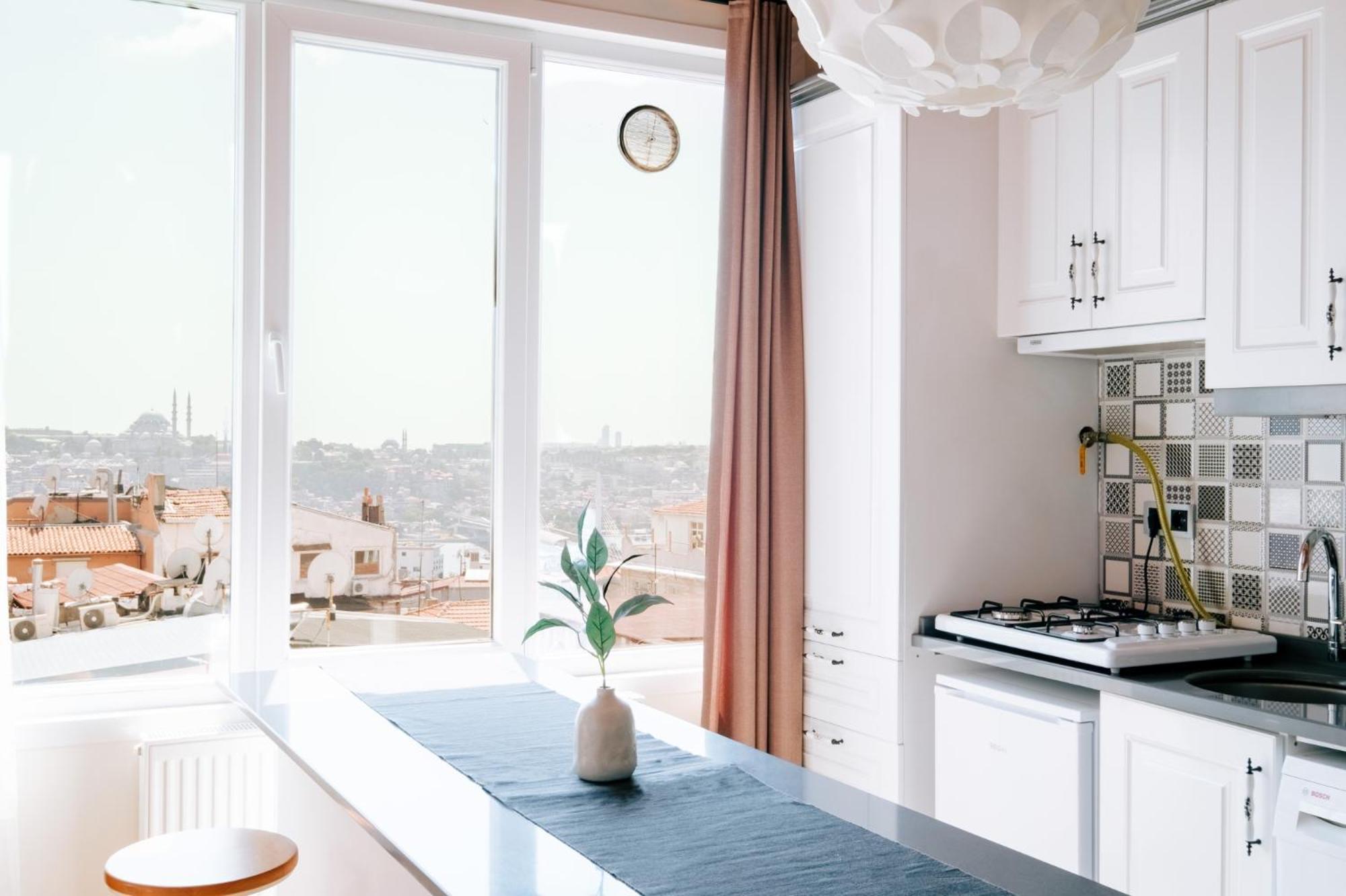 Flat W City View Near Galata Tower In Istiklal Ave Apartman Isztambul Kültér fotó